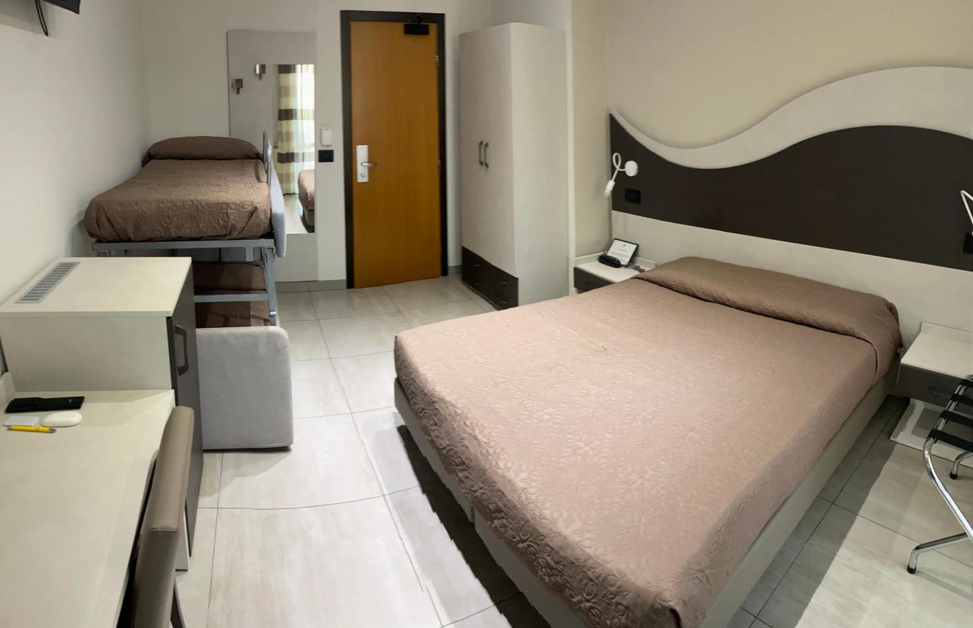 Hotel Roma 마리나디마사 외부 사진