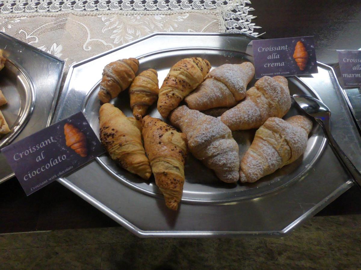 Hotel Roma 마리나디마사 외부 사진